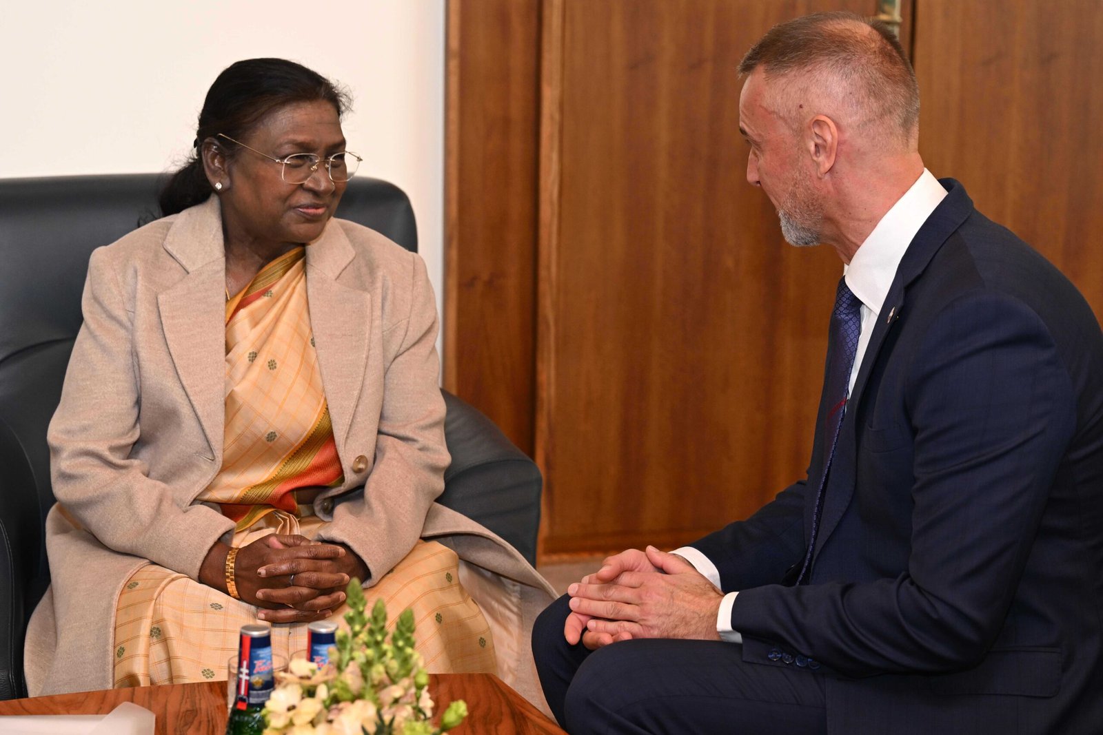 President Murmu Invites Slovakia for Joint Film Production Partnership