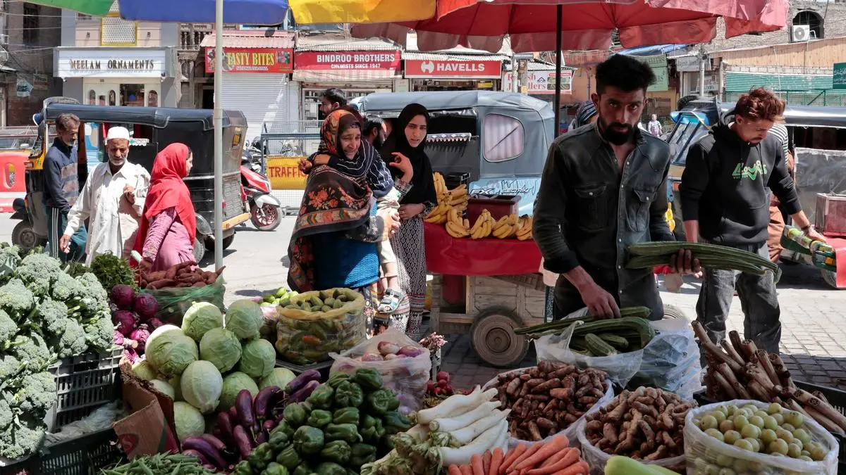 Fuel Price Drop Pushes India’s Wholesale Inflation Down to 0.85%