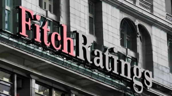 Fitch Upgrades India’s Average Growth Estimate to 6.4%