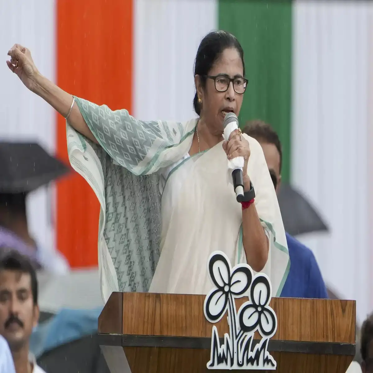 Mamata banerjee NTI Ayog Meet