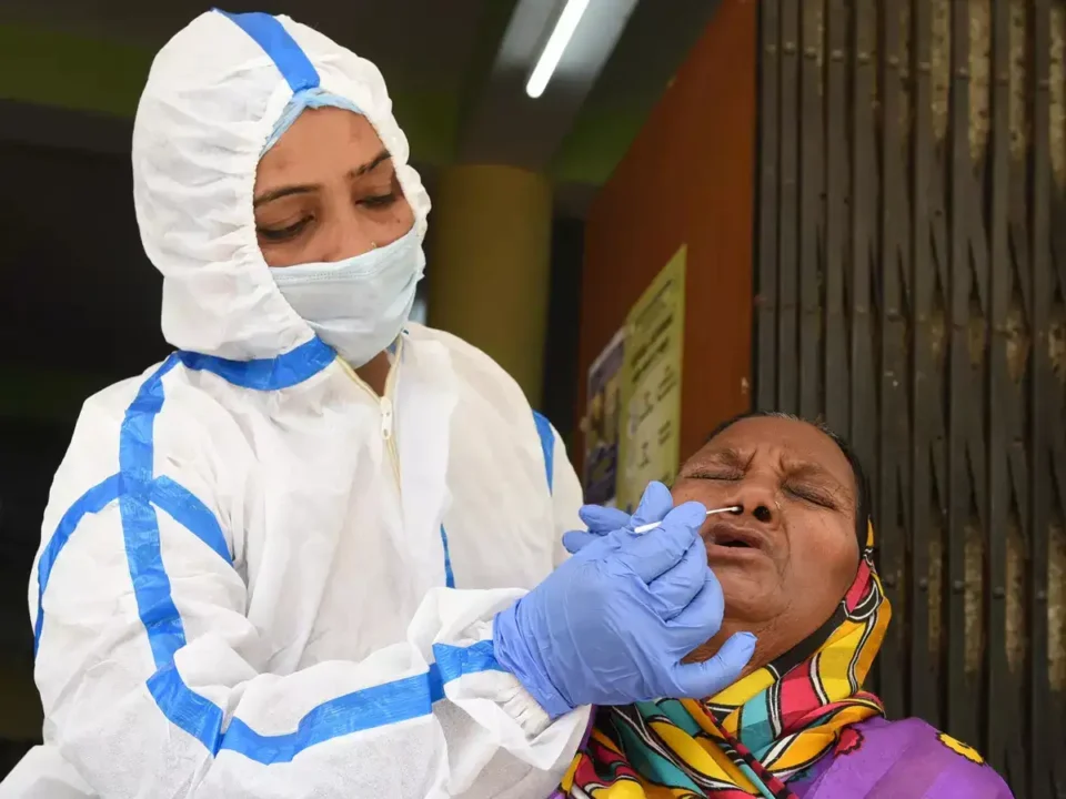 Mild COVID Wave in Maharashtra as 2 Deaths Reported