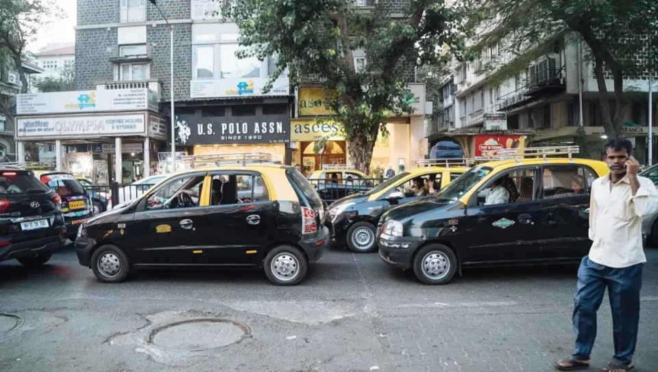 Ola Uber vs black-and-yellow taxis